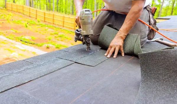 Understanding the Roofing Replacement Process with a Contractor