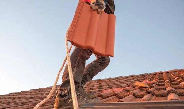 How a Roofing Contractor Louisville Can Help with Roof Inspections