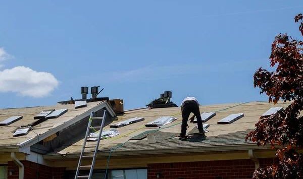 Roofing Permits and Regulations: What Your Contractor Handles