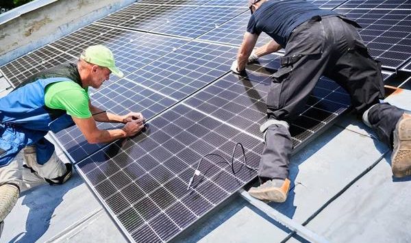 Transform Your Home with AWS Solar, Los Angeles Experts