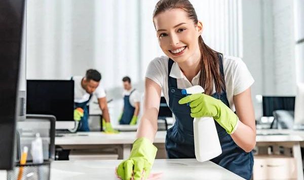 How Technology Is Transforming the Modern Commercial Cleaning Team